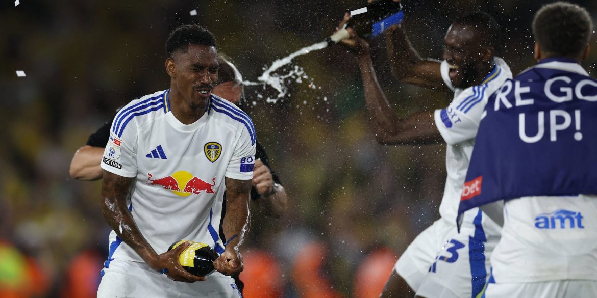 The truth about £32m Leeds contract offer to Junior Firpo