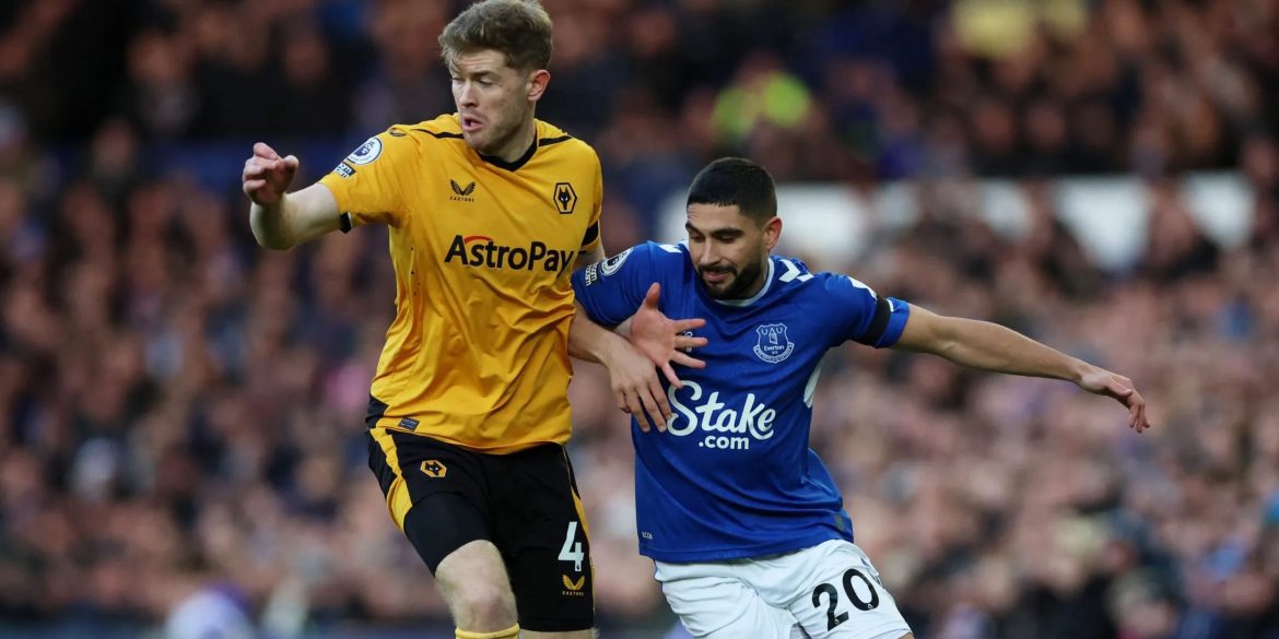 Wolves: O’Neil "Closing In" On £10m Collins Replacement