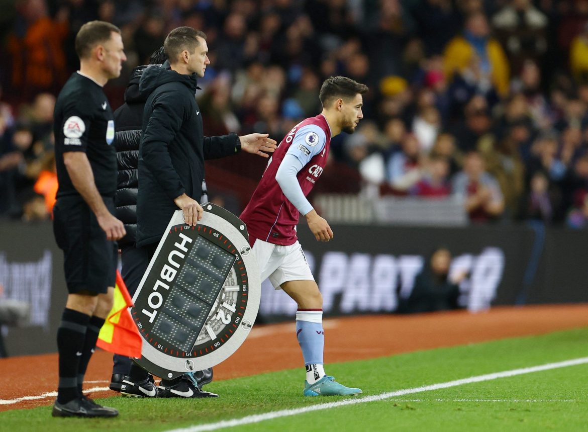Aston Villa must unleash Alex Moreno