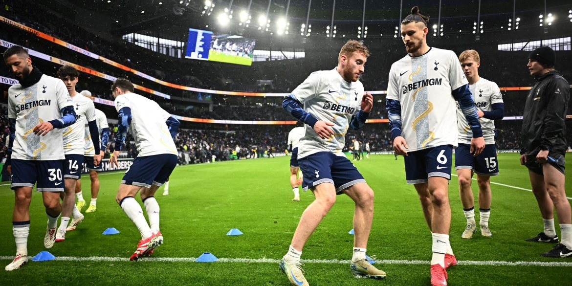 "Excellent" £85k-p/w Tottenham man ruled out for rest of season with injury